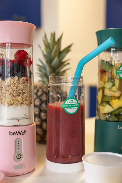 Blender kielichowy beWell Plus bezprzewodowy pudrowy róż 500ml Blender kielichowy beWell Plus bezprzewodowy pudrowy róż 500ml