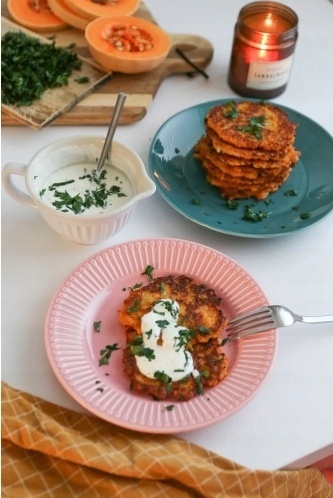 Wyciskarka Kuvings Auto10S wolnoobrotowa do soków czerwona