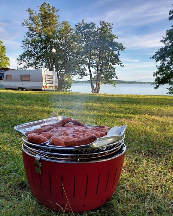 GRILL WĘGLOWY BEZDYMNY LOTUSGRILL MINI PRZENOŚNY Szerokość rusztu 27 cm